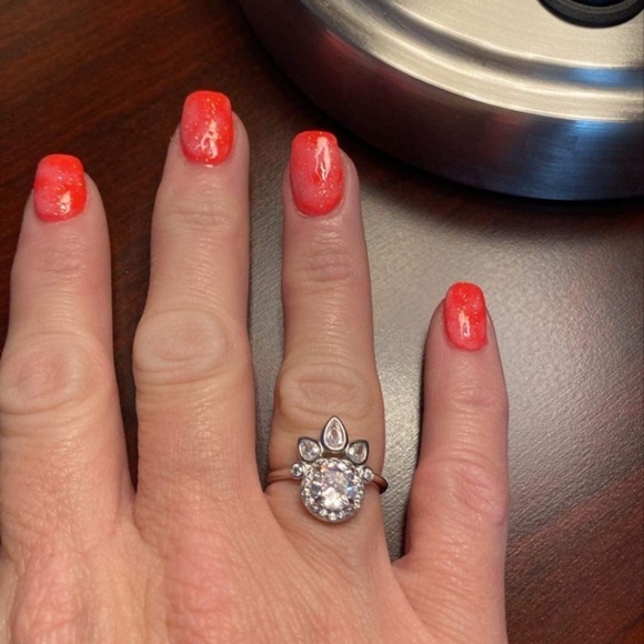 Sterling silver cz ring - Picture 3 of 3